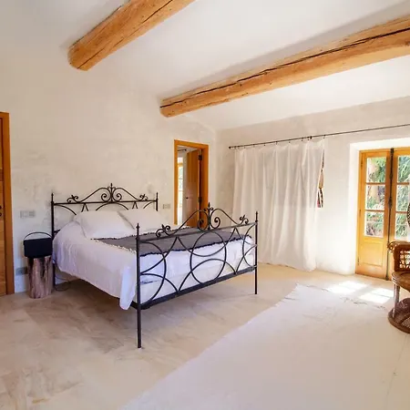 Luxueuse Bastide Ecolo Au Cap Lardier Tatil Evi *